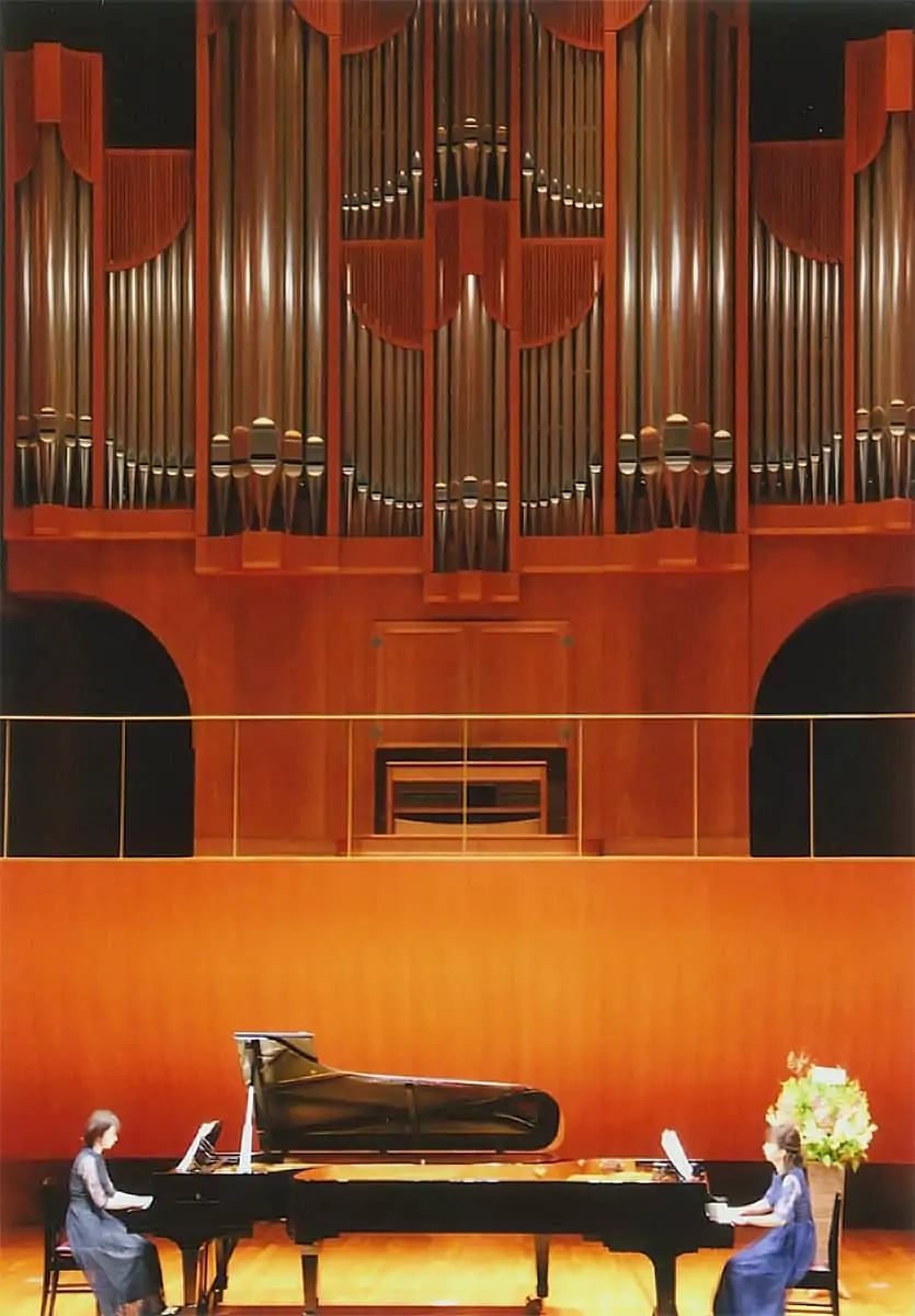 川見ピアノ教室 発表会は本格的な音楽ホールで